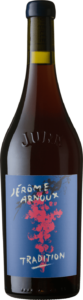 Bärigt rödvin från Jura, Frankrike.