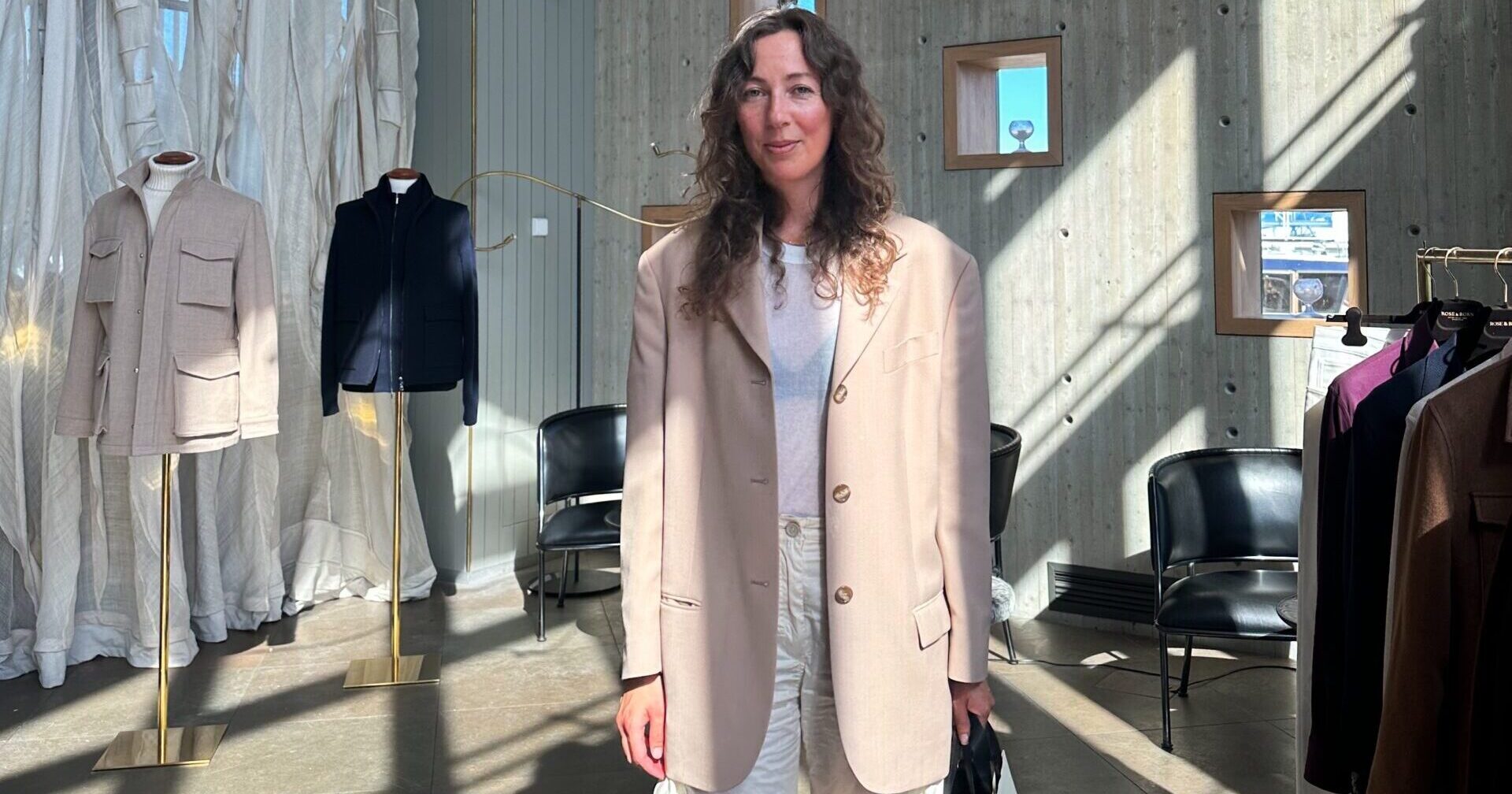 Bild på Någonting att dricka? Med Pamela Bellafesta!