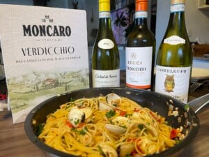 Spaghetti alle Vongole och Verdicchio