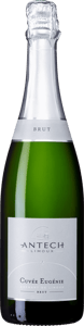 En flaska med Antech Cuvée Eugénie Brut 2020, ett mousserande från Languedoc-Roussillon i Frankrike