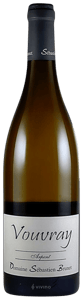 En flaska med Sebastien Brunet Vouvray Arpent Sec 2022, ett vitt vin från Loiredalen i Frankrike