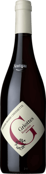 En glasflaska med Beaujolais Nouveau Les Griottes, 2021, ett rött vin från Western Cape i Sydafrika