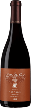 En glasflaska med Clos du Val Carneros Pinot Noir 2016, ett rött vin från Venetien i Italien