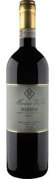 En glasflaska med Barolo Arborina, ett rött vin från Piemonte i Italien