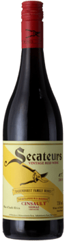 En glasflaska med Badenhorst Secateurs Red Blend 2019, ett rött vin från Western Cape i Sydafrika