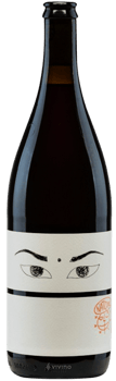 En glasflaska med Niepoort Nat´Cool tinto 2019, ett rött vin från Toscana i Italien
