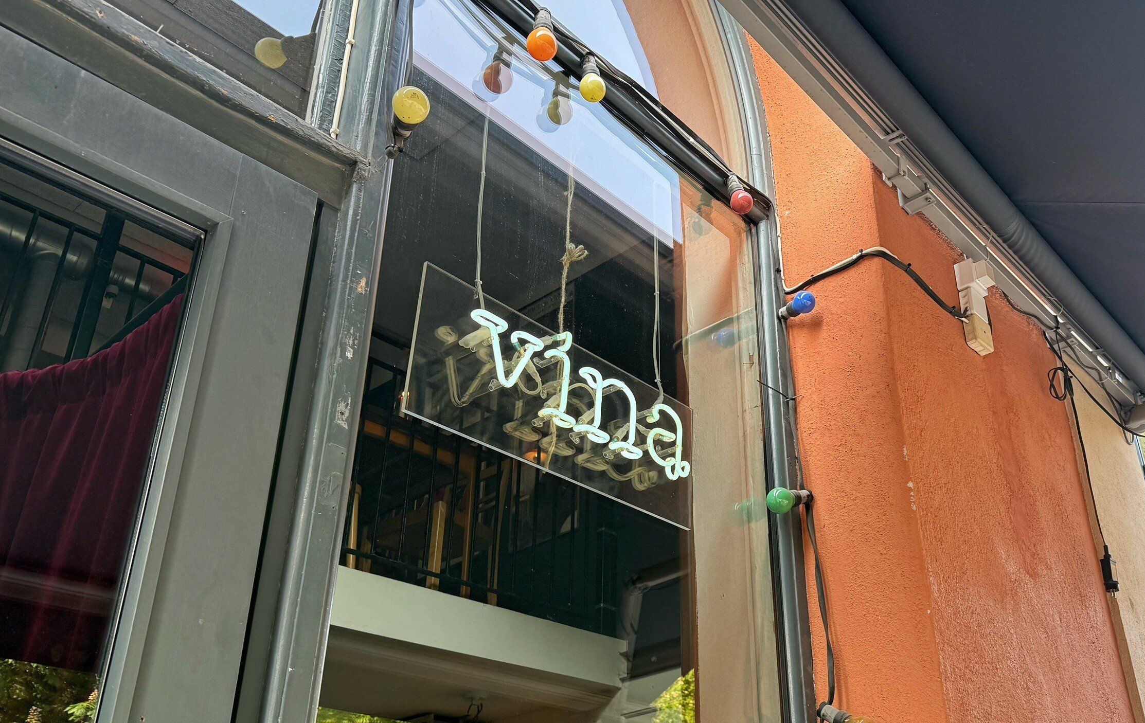 Bild på Vina, en vinbar i Stockholm, Södermalm
