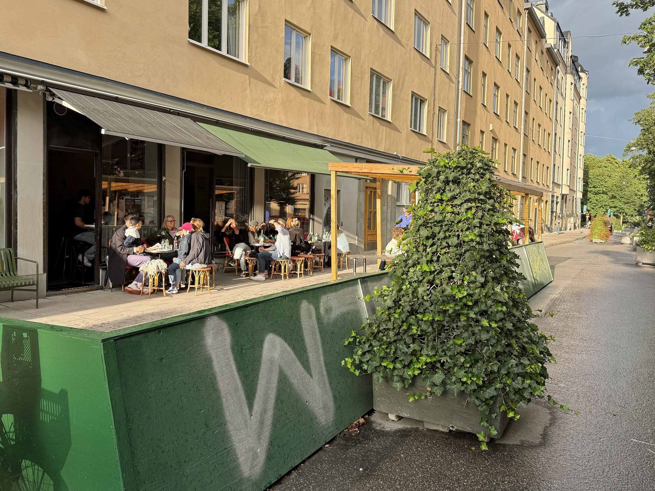 Uteservering vinbar Södermalm