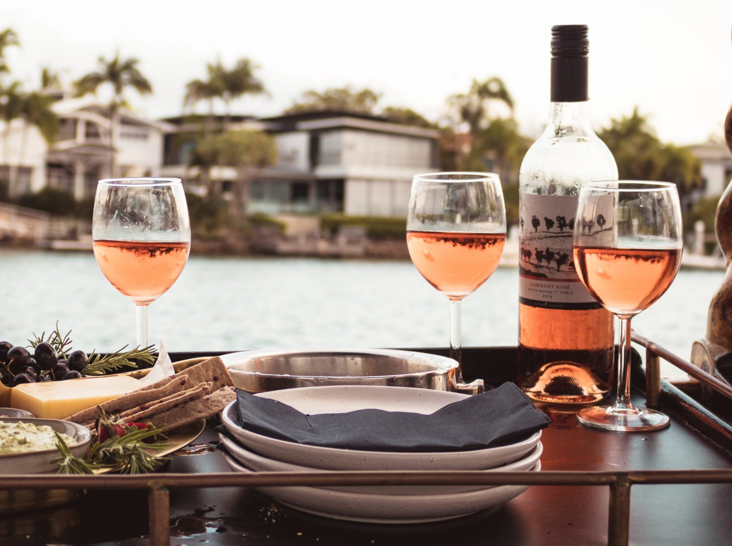 Ingefärsstekta gambas och en afton i rosa