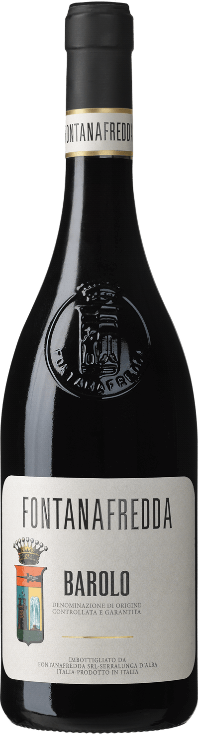 En glasflaska med Fontanafredda Barolo 2019, ett rött vin från Piemonte i Italien