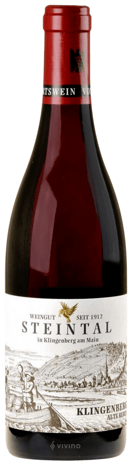 En glasflaska med Weingut Steintal Klingenberg Spätburgunder Alte Reben 2020, ett rött vin från Franken i Tyskland