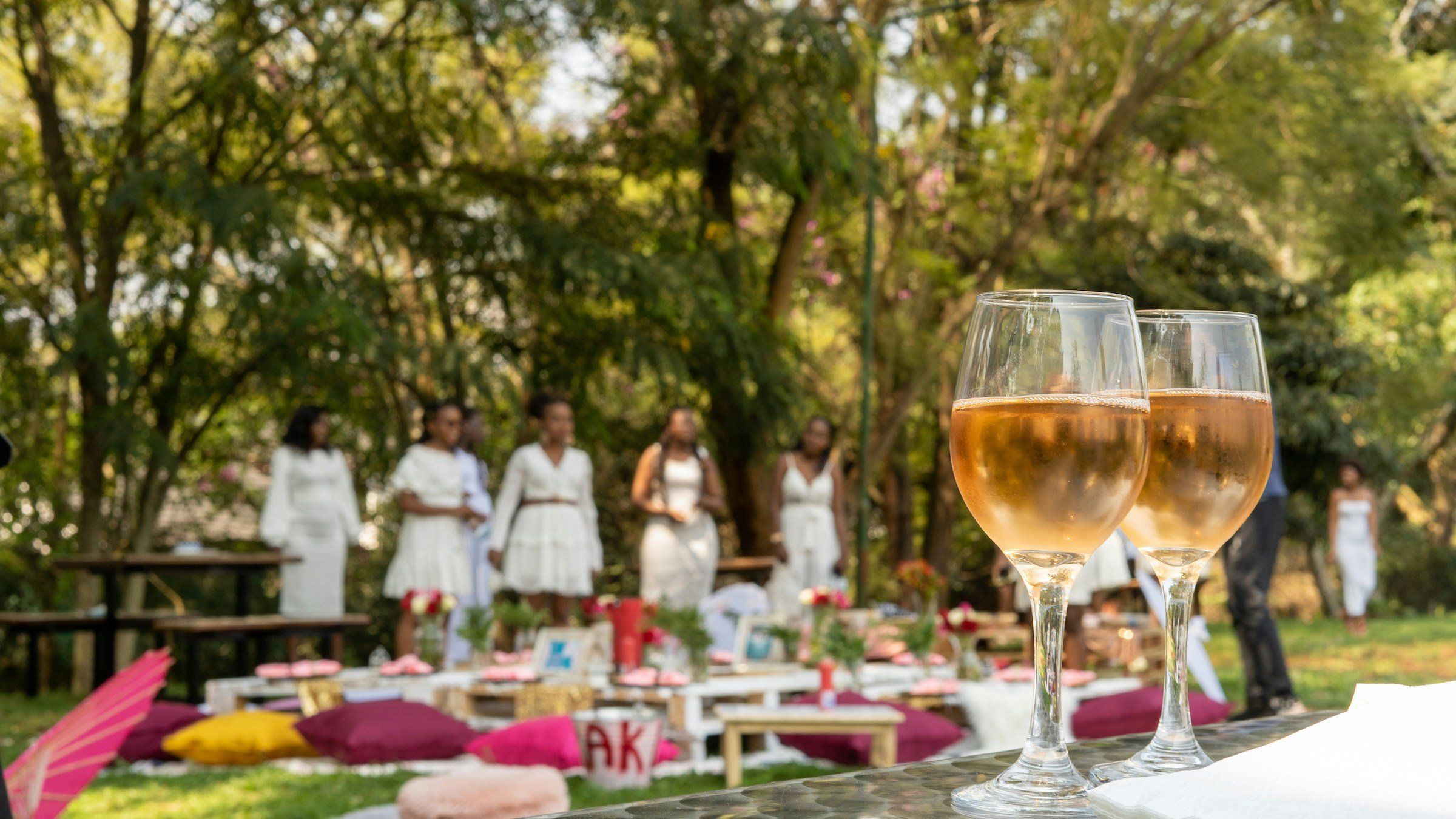 Bild på Rosévin till midsommar!
