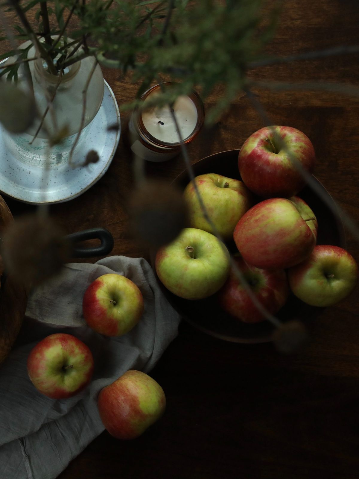 Bild på Pomum Logos, läran om äpplet!
