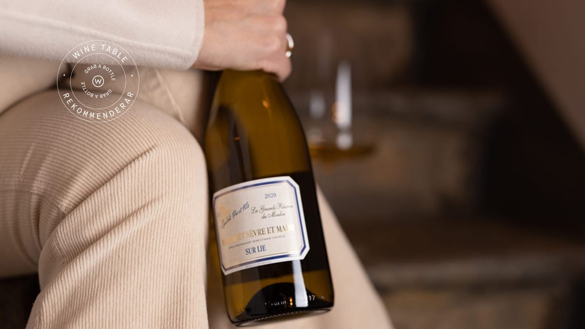 Bild på Grab a Bottle – skippa champagnen till ostronen