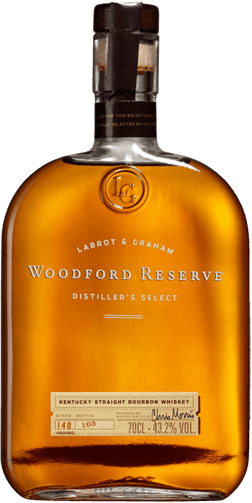 En glasflaska med Woodford Reserve, en whisky från Kentucky i USA
