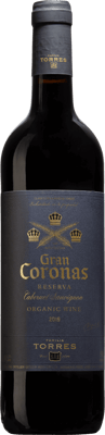 En lättare glasflaska med Torres Gran Coronas Cabernet Sauvignon Reserva 2016, ett rött vin från Katalonien i Spanien