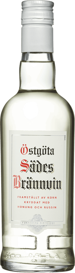 En lättare glasflaska med Östgöta Sädesberännvin, en kryddat brännvin från Sverige