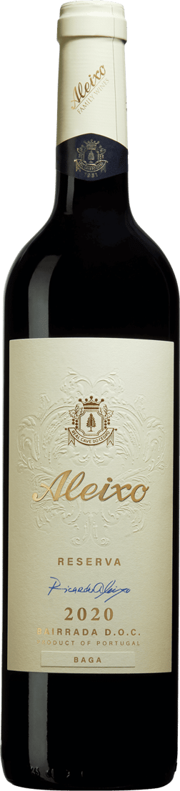 En glasflaska med Aleixo Reserva Tinto Bairrada 2020, ett rött vin från Bairrada i Portugal