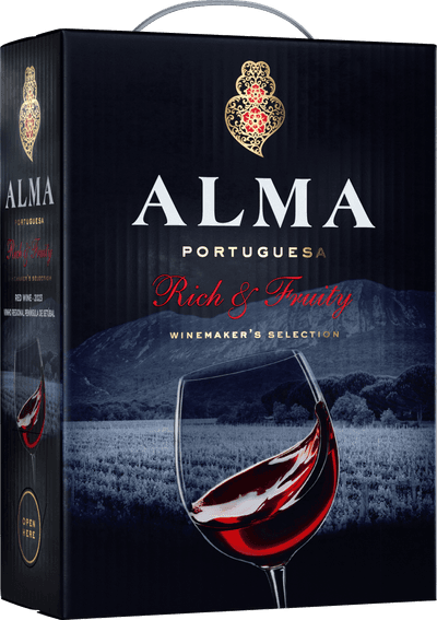 En box med Alma Portuguesa, ett rött vin från Península de Setúbal i Portugal