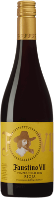 En lättare glasflaska med Faustino VII 2020, ett rött vin från Rioja i Spanien