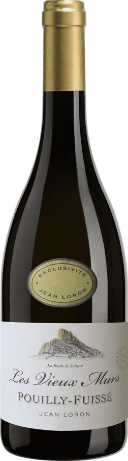 En glasflaska med Pouilly-Fuissé Les Vieux Murs 2019, ett vitt vin från Bourgogne i Frankrike