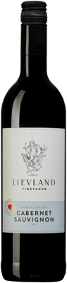 En lättare glasflaska med Lievland Cellar Selection Cabernet Sauvignon, ett rött vin från Western Cape i Sydafrika