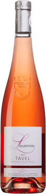 En glasflaska med Les Lauzeraies Tavel, en rosévin från Rhonedalen i Frankrike