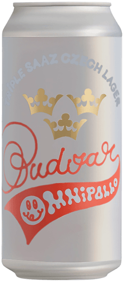 En burk med Omnipollo Triple Saaz Czech Lager, en ljus lager från Stockholms län i Sverige