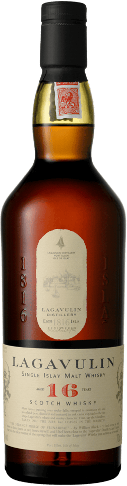 En glasflaska med Lagavulin 16 Years, en whisky från Skottland i Storbritannien