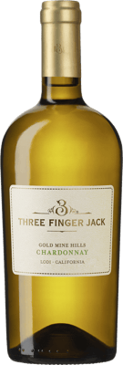 En glasflaska med Three Finger Jack Chardonnay 2020, ett vitt vin från Kalifornien i USA