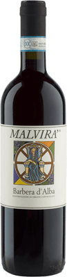 En lättare glasflaska med Malvirà Barbera D’Alba, ett rött vin från Piemonte i Italien