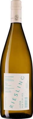 En lättare glasflaska med Scheuermann Riesling, ett vitt vin från Tyskland