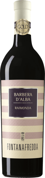 En glasflaska med Fontanafredda Raimonda Barbera d’Alba 2020, ett rött vin från Piemonte i Italien