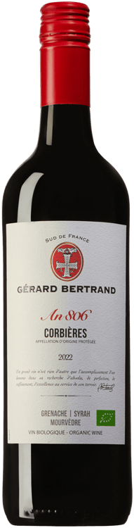 En lättare glasflaska med Gérard Bertrand Corbières, ett rött vin från Languedoc-Roussillon i Frankrike