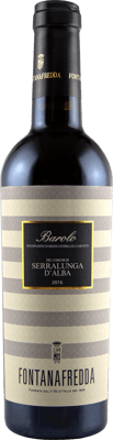 En flaska med Fontanafredda Barolo Serralunga d’Alba 2016, ett rött vin från Piemonte i Italien