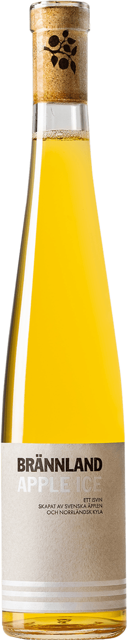 En glasflaska med Brännland Iscider Apple Ice 2018, en sött fruktvin från Sverige