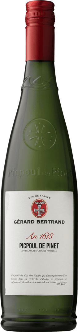 En glasflaska med Gérard Bertrand Picpoul de Pinet 2022, ett vitt vin från Languedoc-Roussillon i Frankrike