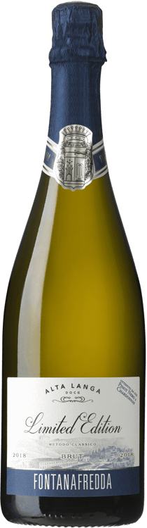 En glasflaska med Fontanafredda Alta Langa Ltd Ed 2018, en mousserande från Piemonte i Italien