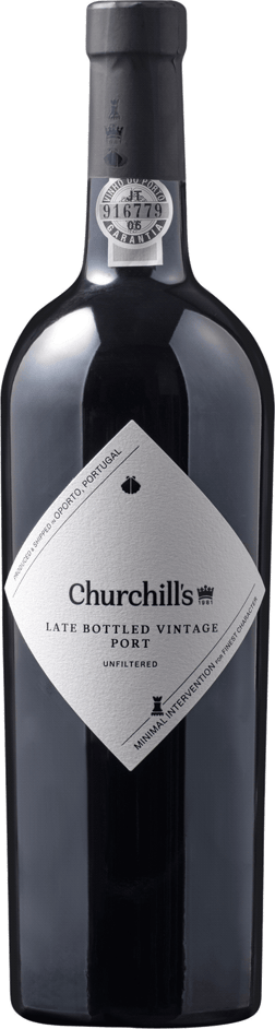 En glasflaska med Churchill’s Late Bottled Vintage 2019, en starkvin från Douro i Portugal