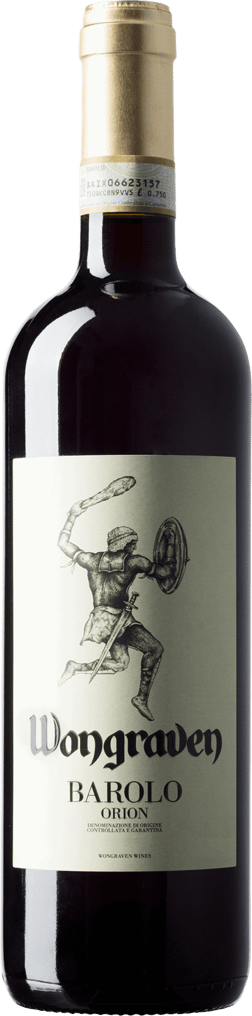 En glasflaska med Wongraven Barolo Orion, ett rött vin från Piemonte i Italien