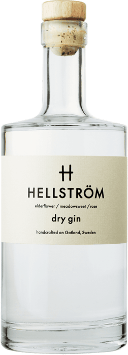 En glasflaska med Hellström Dry Gin, en gin & Genever från Gotlands län i Sverige