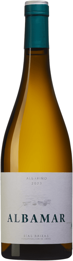 En glasflaska med Bodegas Albamar Albariño 2023, ett vitt vin från Galicien i Spanien