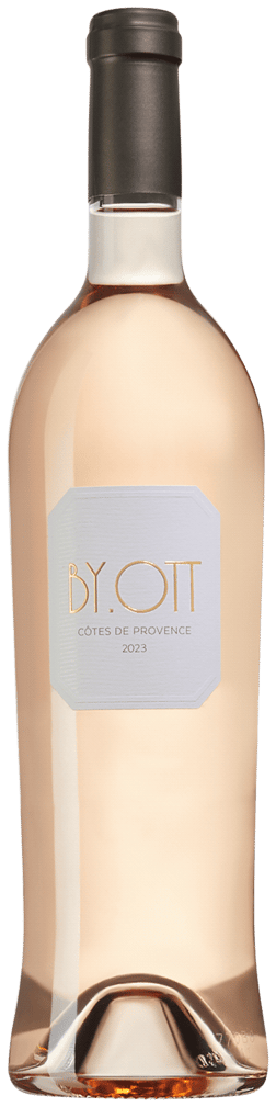 En glasflaska med By.Ott Rosé 2023, en rosévin från Provence i Frankrike