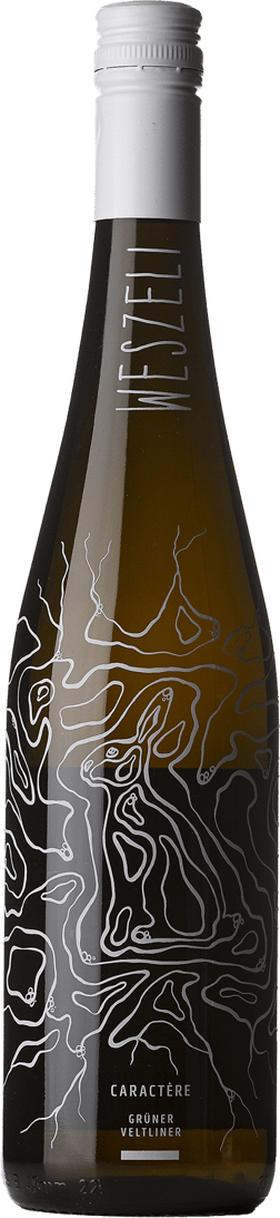 En lättare glasflaska med Weszeli Caractère Grüner Veltliner 2022, ett vitt vin från Niederösterreich i Österrike