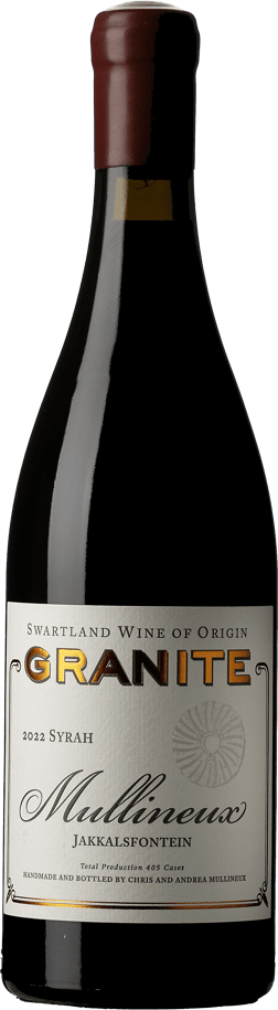 En glasflaska med Champagne Charlot-Tanneux Fruit De Ma Passion 2019, ett rött vin från Western Cape i Sydafrika