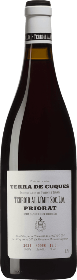 En glasflaska med Terroir al Limit Terra de Cuques Negre 2021, ett rött vin från Katalonien i Spanien