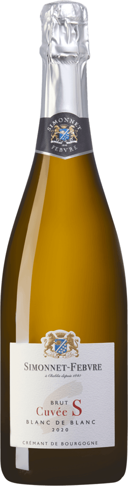 En glasflaska med Simonnet-Febvre Brut Cuvée S 2019, en mousserande från Bourgogne i Frankrike