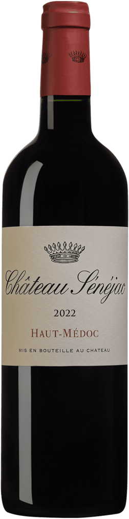 En glasflaska med Château Sénéjac 2022, ett rött vin från Bordeaux i Frankrike
