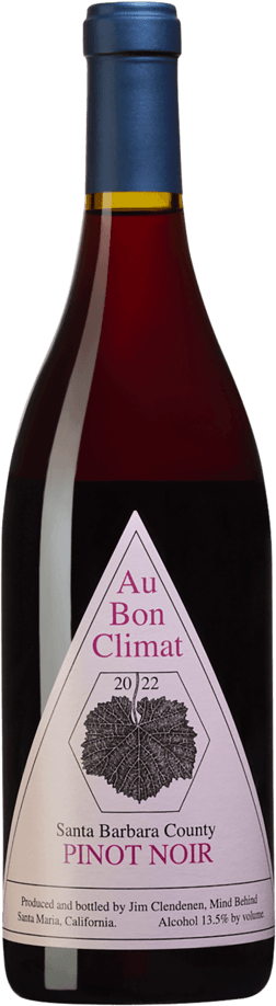 En glasflaska med Au Bon Climat Santa Barbara County Pinot Noir 2022, ett rött vin från Kalifornien i USA