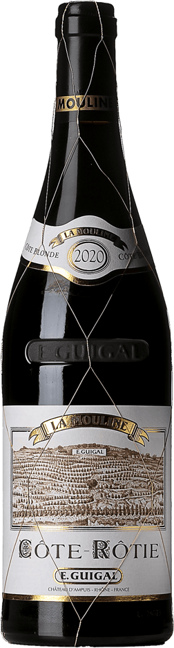 En glasflaska med E. Guigal Côte Rôtie La Mouline 2020, ett rött vin från Rhonedalen i Frankrike